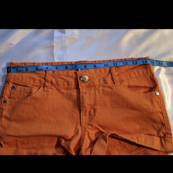 Celebrity Pink Jeans company women's size 3 shorts in persimmon - Picture 11 of 11
